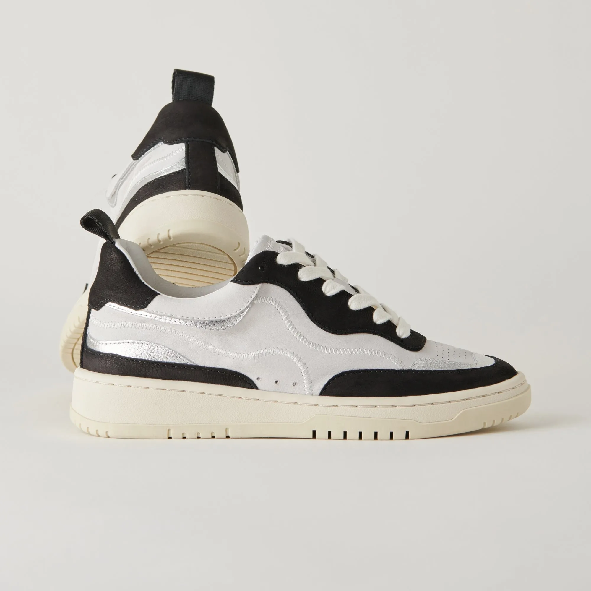 ADELLA SNEAKERS WHITE BLACK LEATHER - re:vita