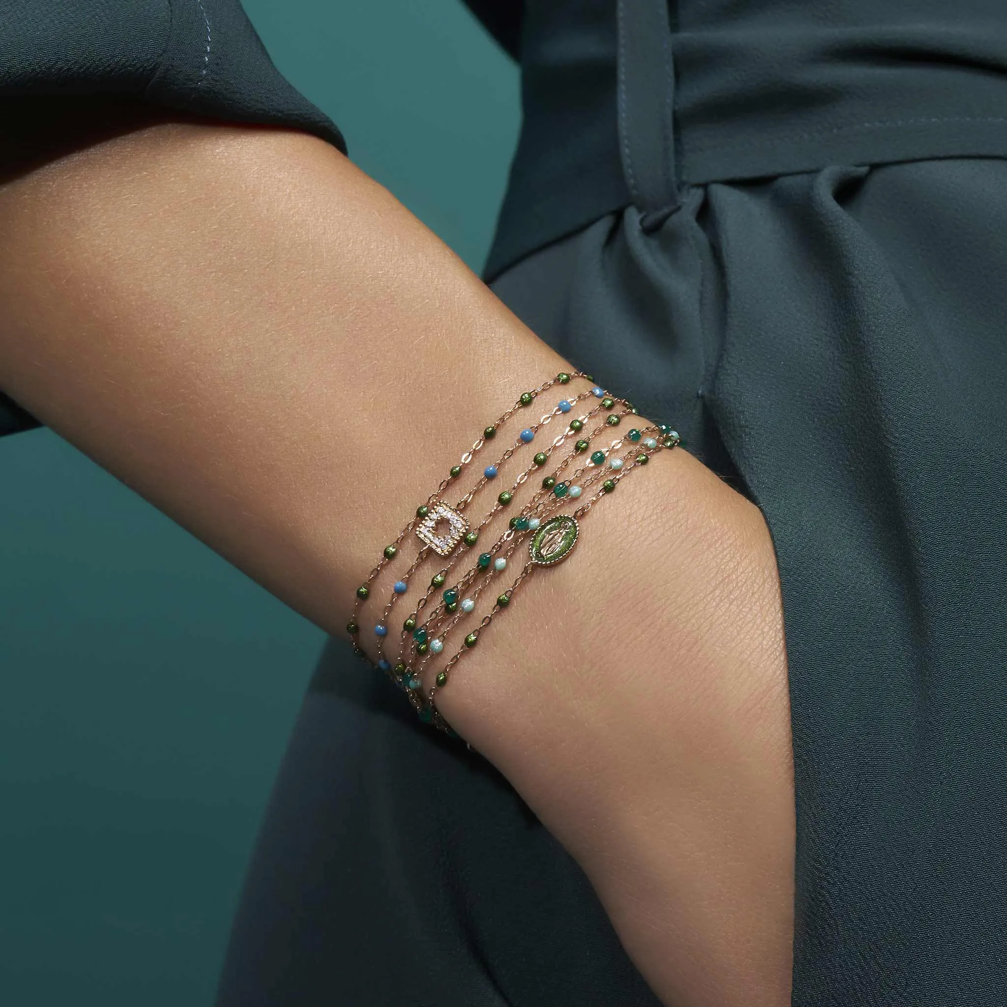 Classic Gigi Emerald bracelet, Yellow Gold, 6.7"